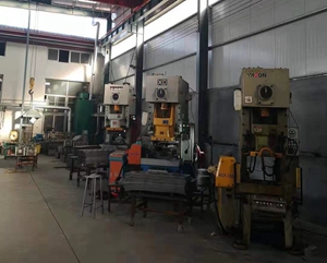 剪板機(jī)，折彎?rùn)C(jī)等鈑金設(shè)備