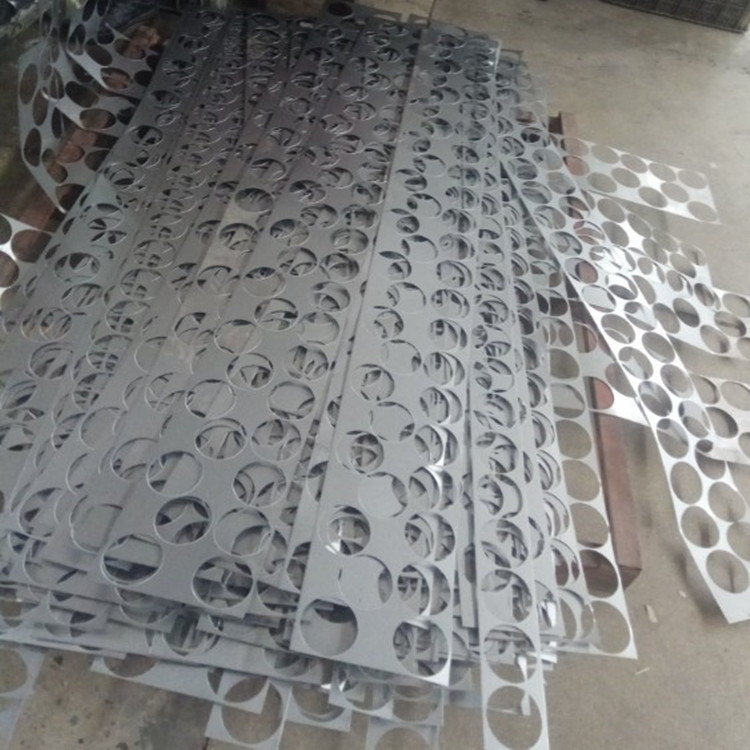 繪制沖壓件排樣圖應(yīng)該注意哪些問題 