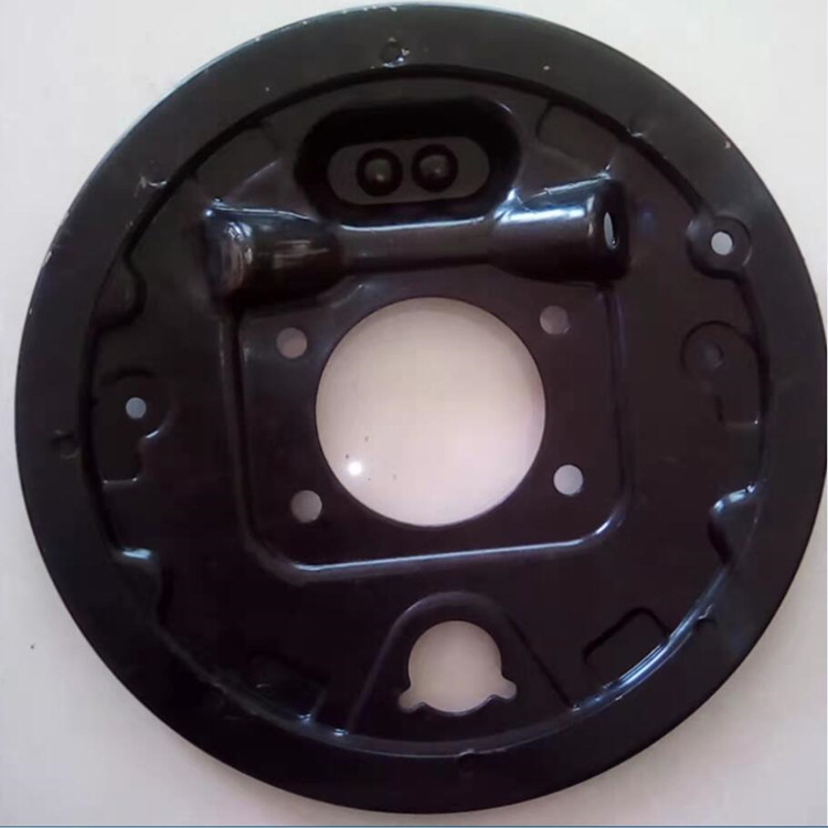  在沖壓件加工廠，導(dǎo)致沖裁件產(chǎn)生毛刺的因素很多