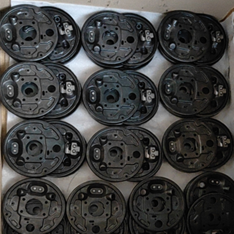 五金沖壓件的彎曲工序應(yīng)該這樣安排。